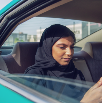 دعم المواصلات للمرأة العاملة